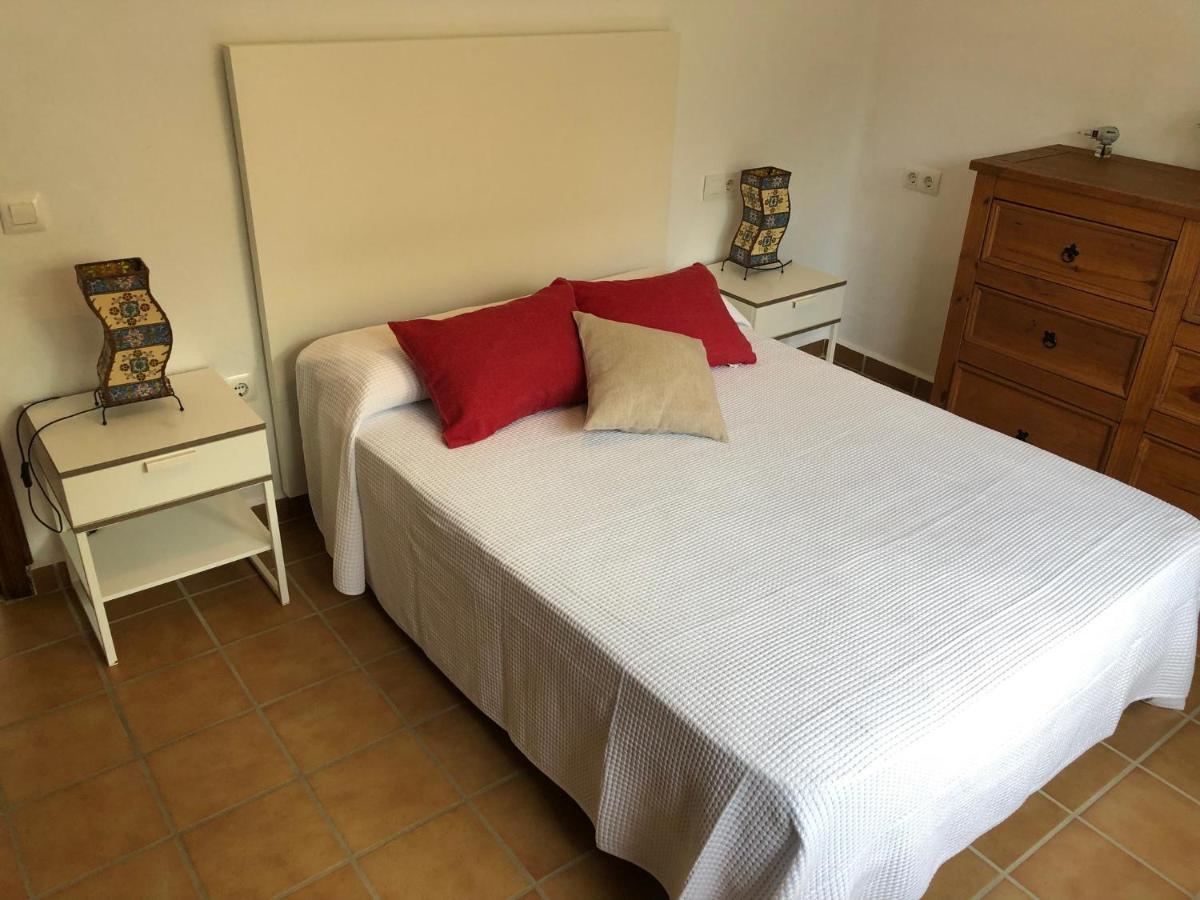 Apartamentos Cala Isabel Zahora Exteriör bild