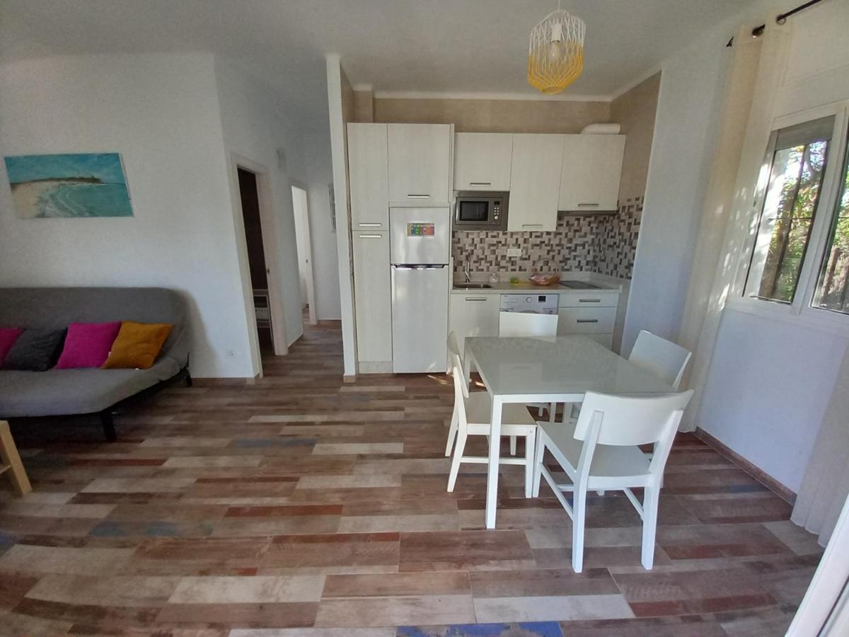 Apartamentos Cala Isabel Zahora Exteriör bild