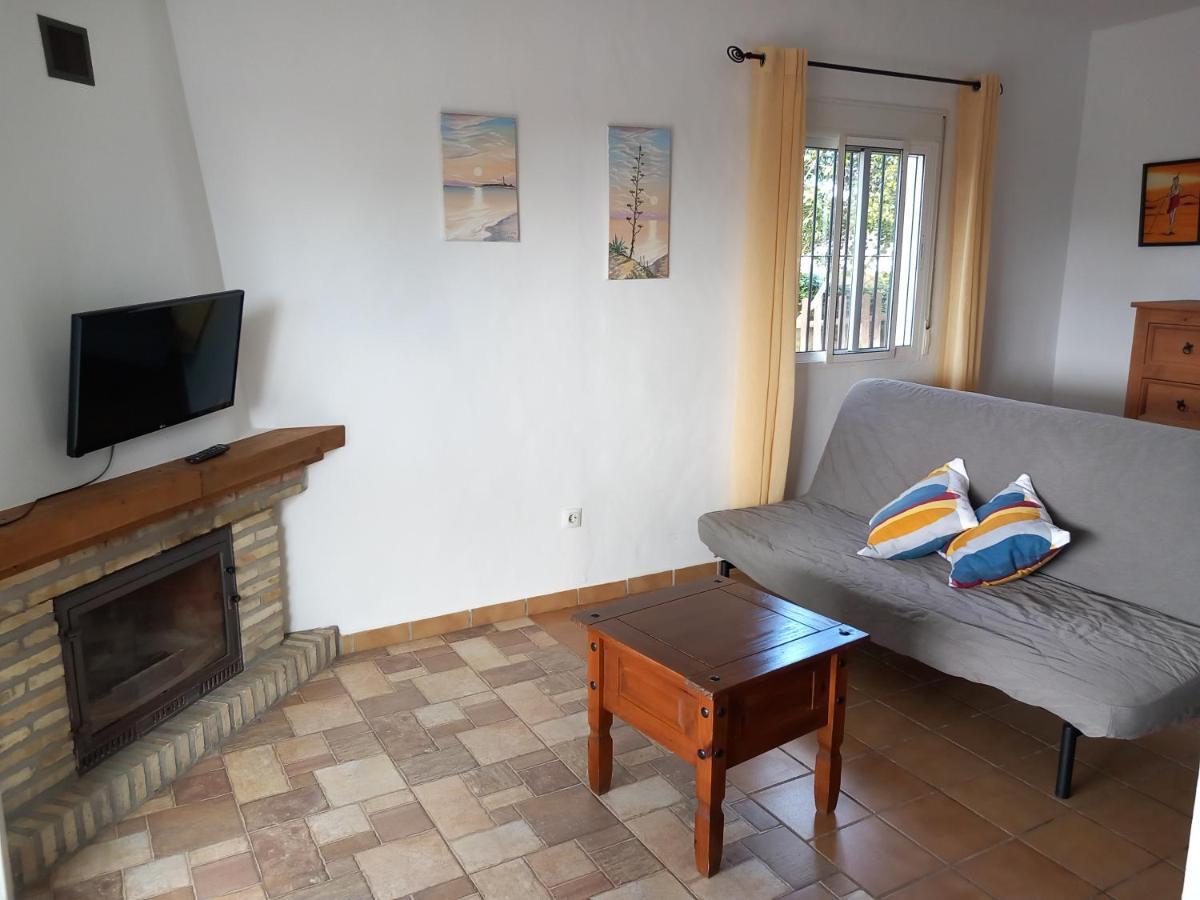 Apartamentos Cala Isabel Zahora Exteriör bild