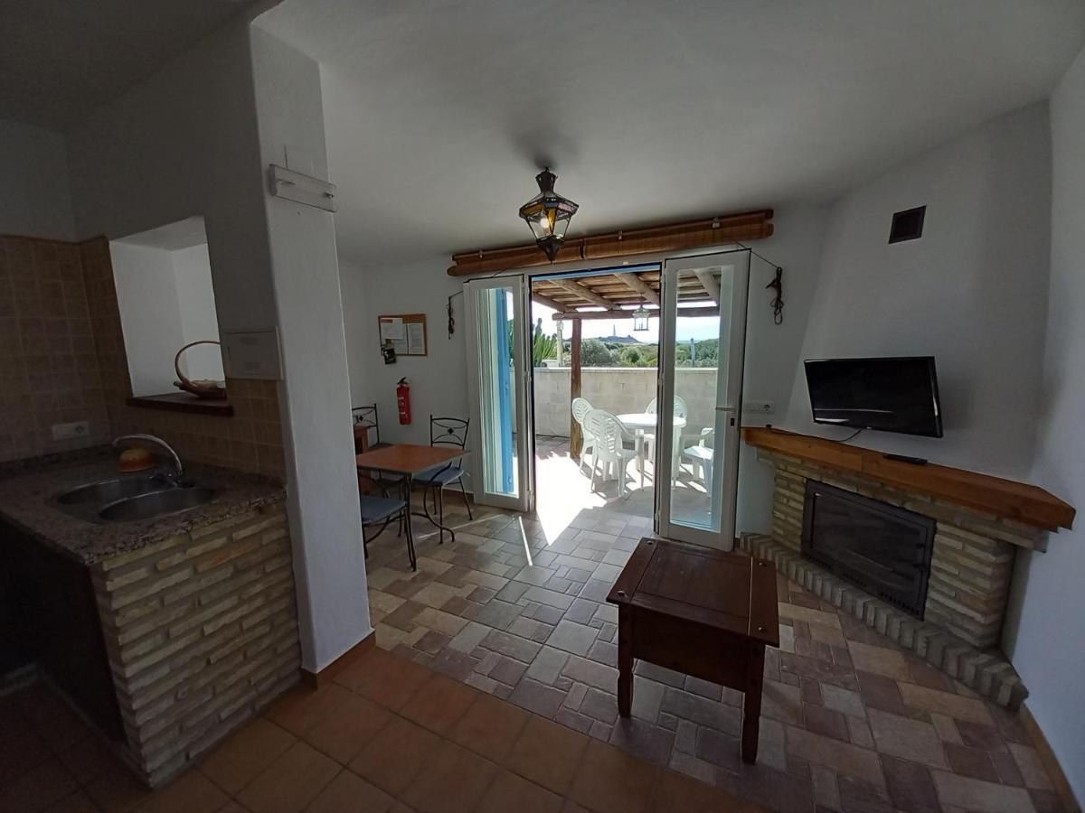Apartamentos Cala Isabel Zahora Exteriör bild