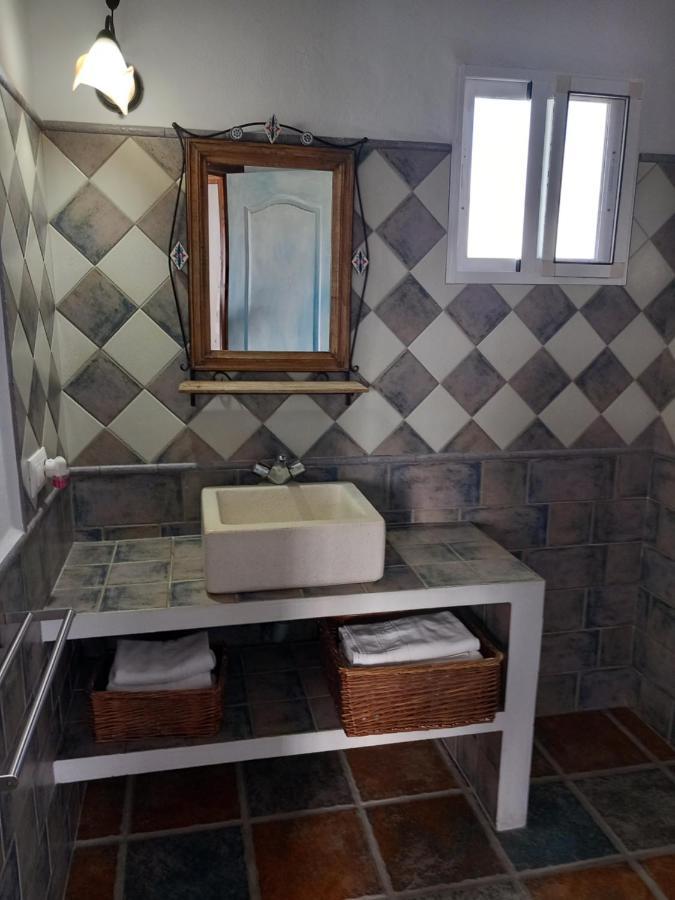 Apartamentos Cala Isabel Zahora Exteriör bild